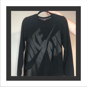 NIKE AIR CREWNECK